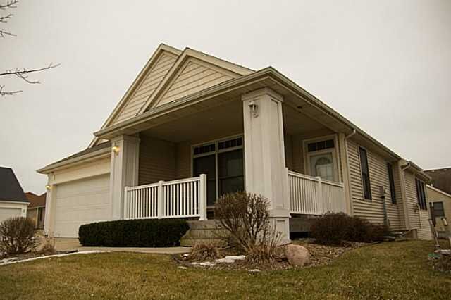 Property Photo:  811 NE Redwood Lane  IA 50021 