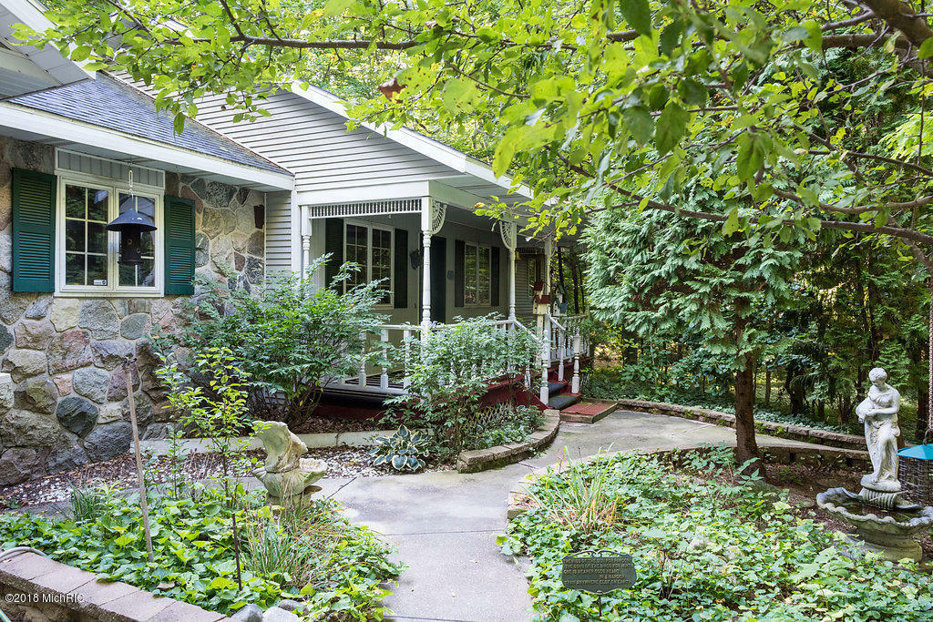 Property Photo:  17108 Lincoln Street  MI 49417 