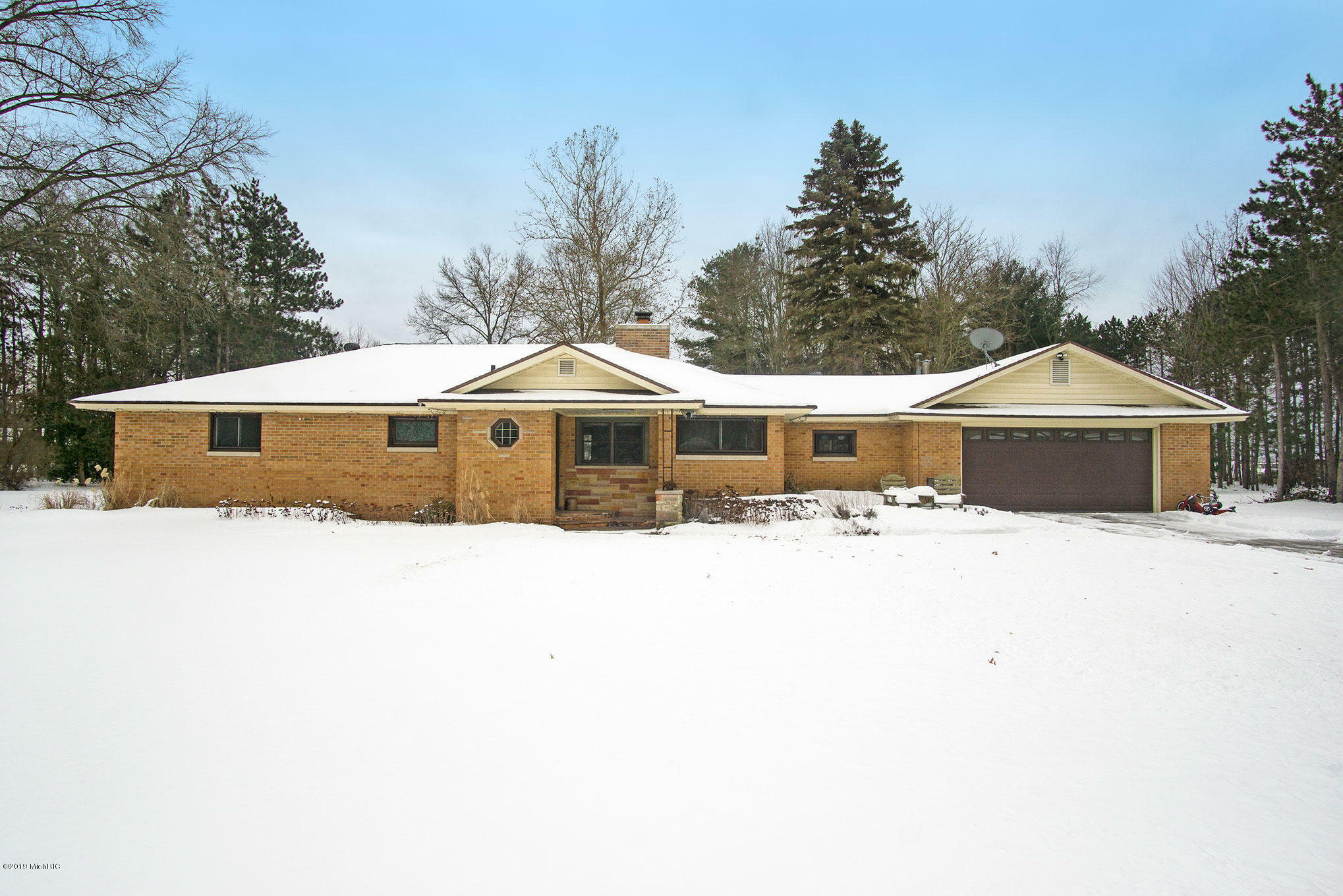 Property Photo: 1983 E Hile Road MI 49444
