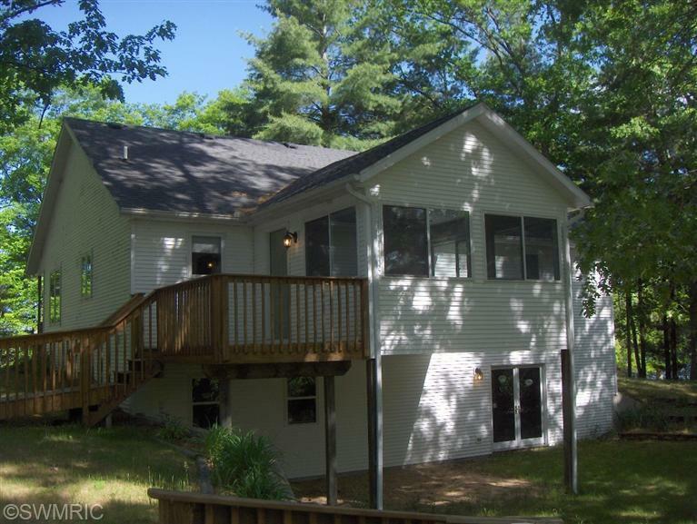 Property Photo:  9384 N Jerome Drive  MI 49309 