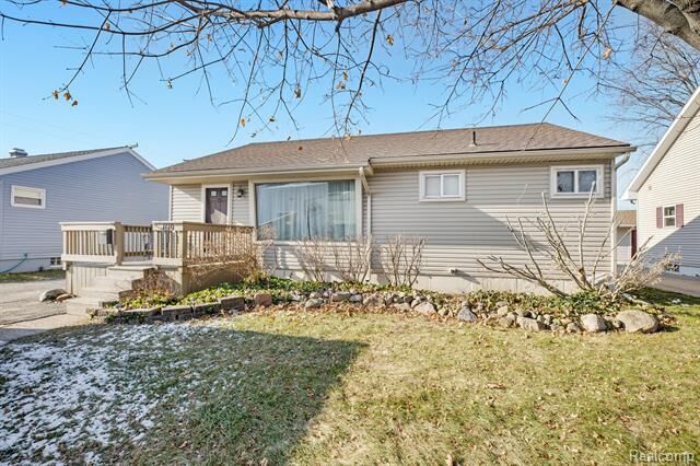 Property Photo:  1610 Margarita Street  MI 48198 