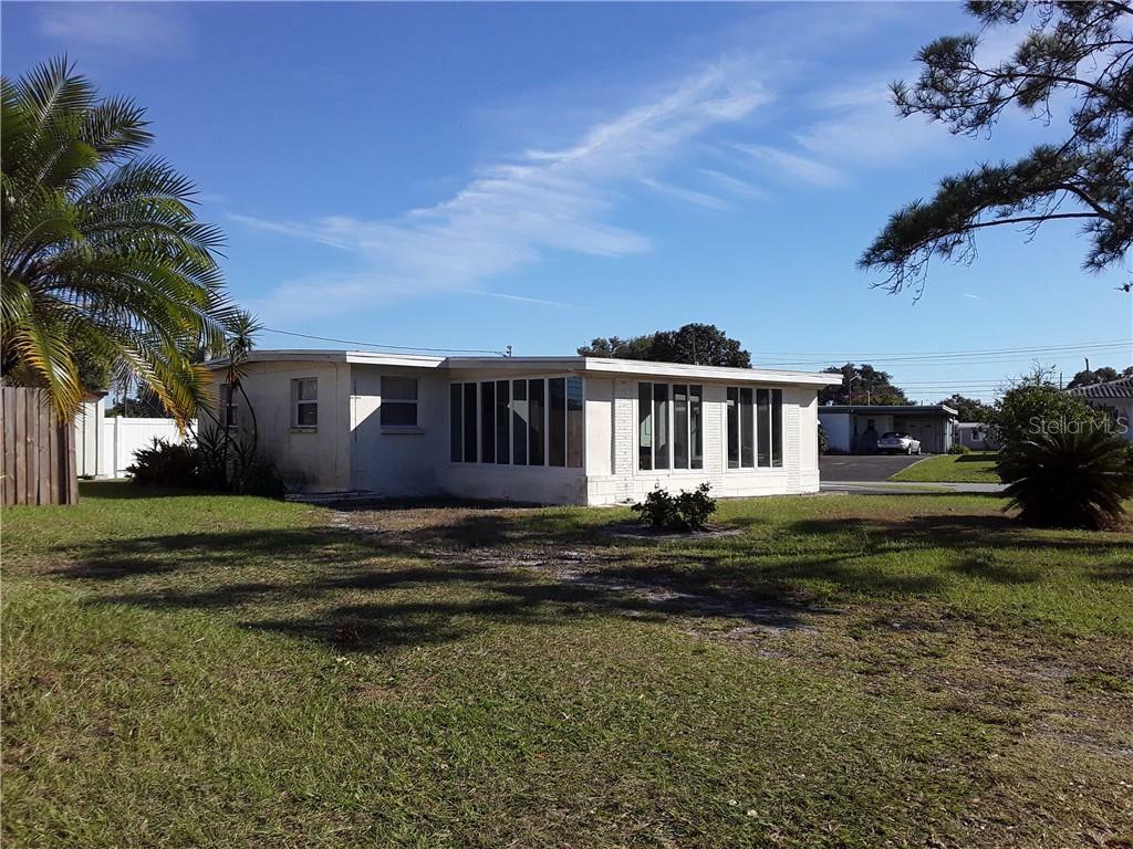 Property Photo:  12007 105th Street N  FL 33773 