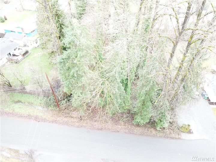 Property Photo:  18428 NE 156th St  WA 98072 