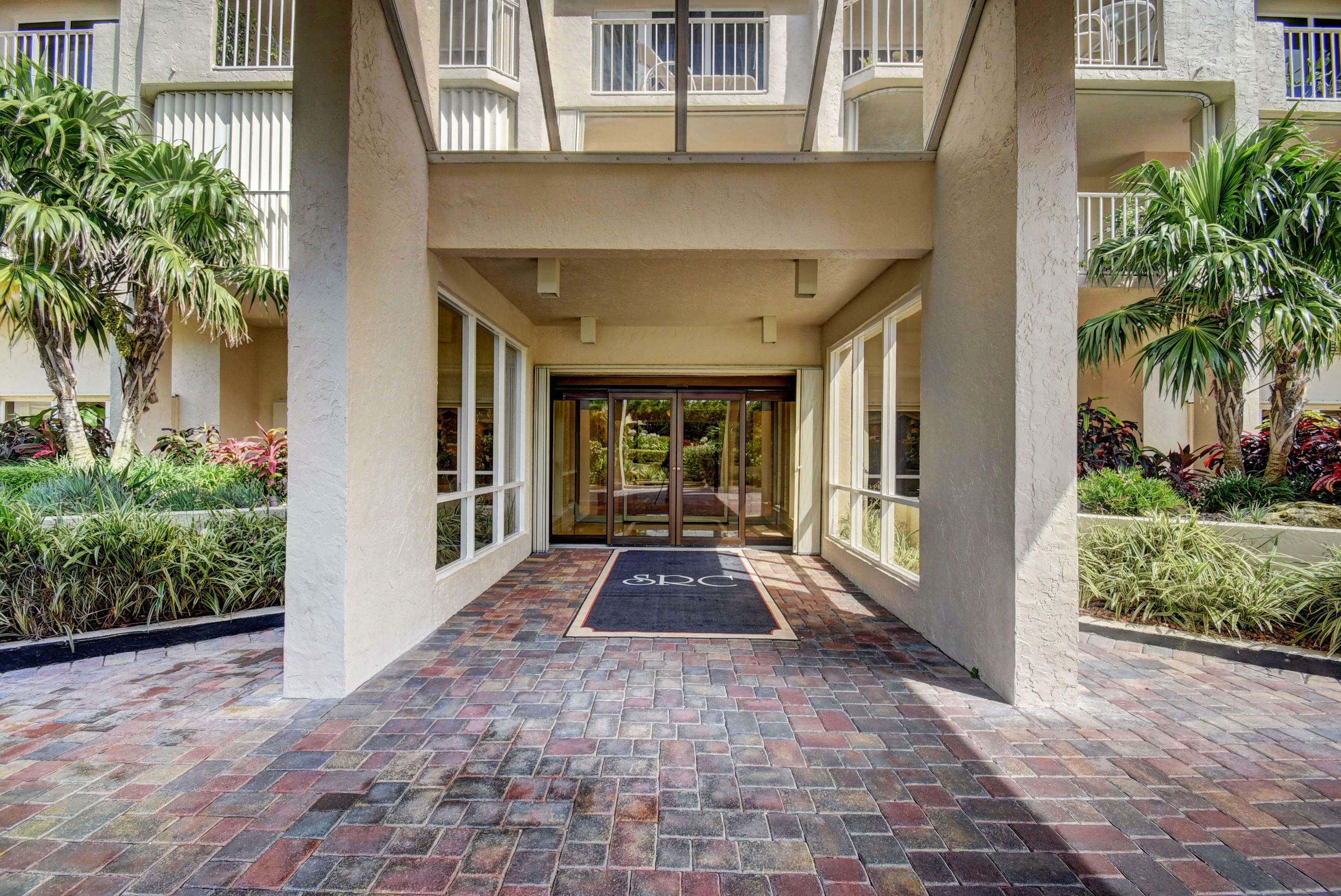 Property Photo:  4001 N Ocean Boulevard 305  FL 33431 