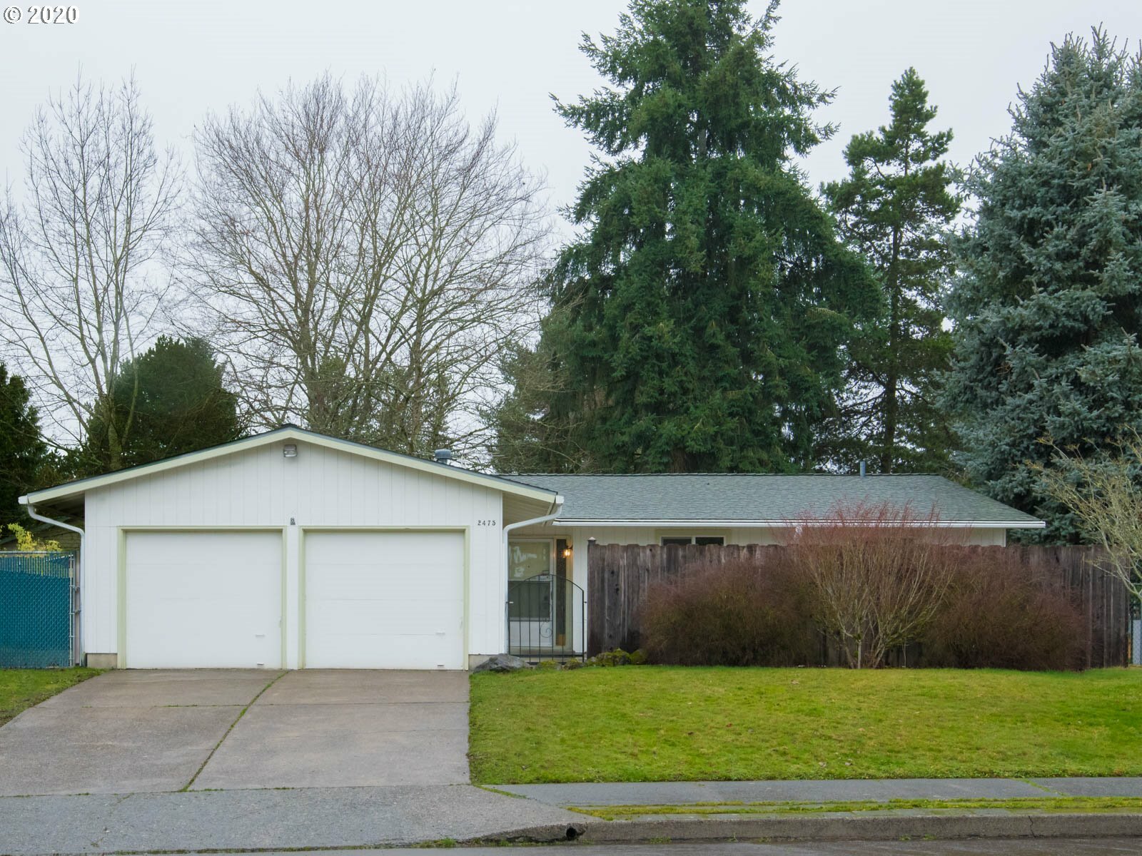 Property Photo:  2475 SW 194th Ave  OR 97003 