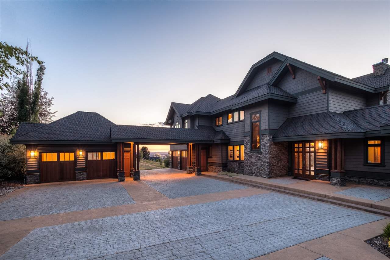 Property Photo: 22251 E Bennett Ln WA 99019-5001