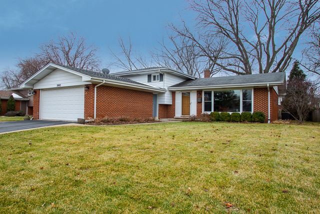 Property Photo:  2002 North Spruce Terrace  IL 60004 