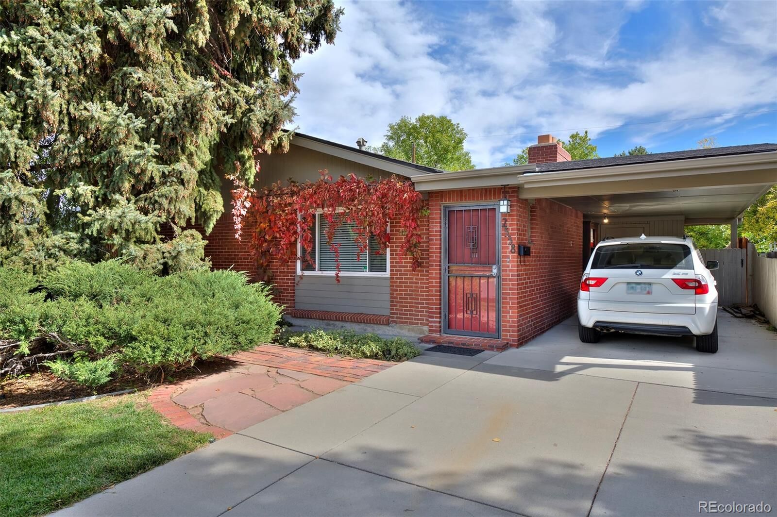 Property Photo:  2538 S Patton Court  CO 80219 