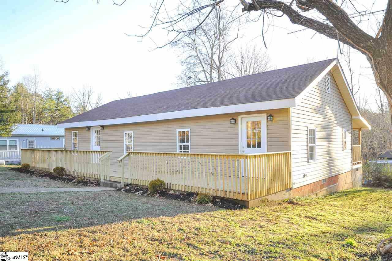 Property Photo:  19 Redman Drive  SC 29609 