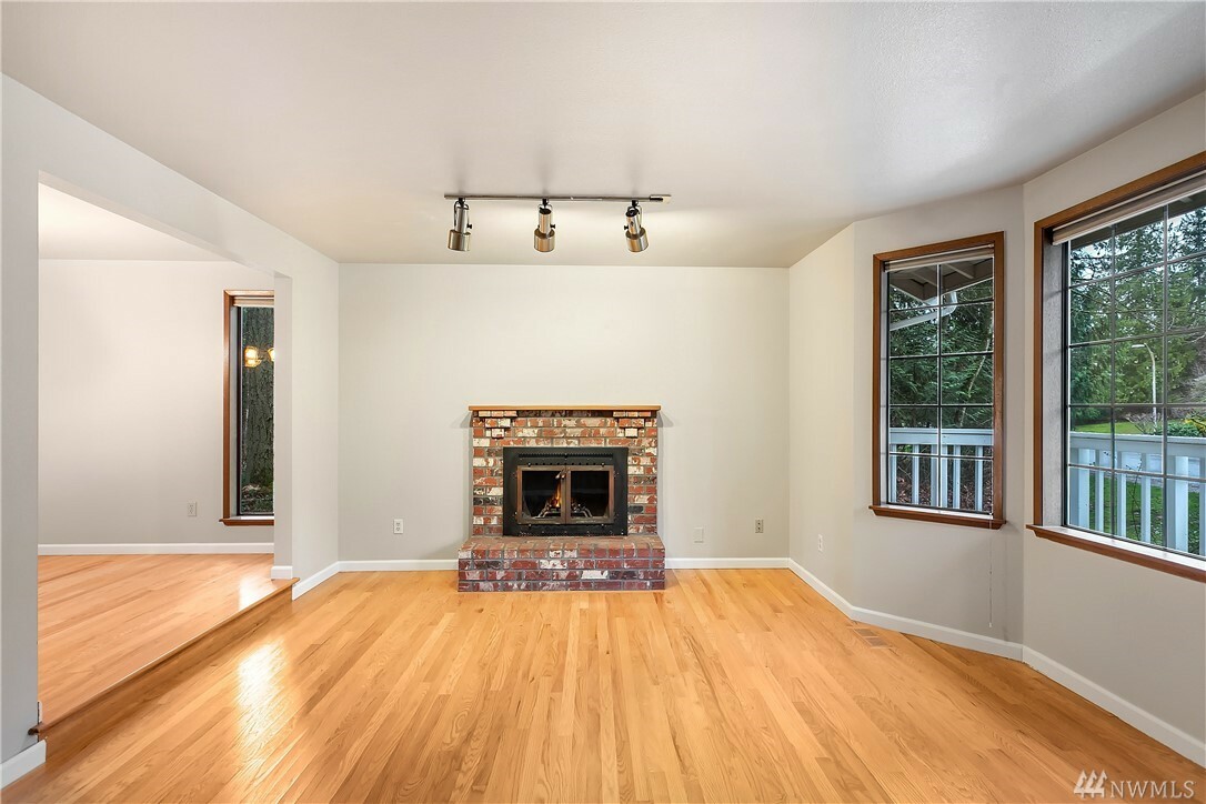 Property Photo: 22517 NE 19th St WA 98074