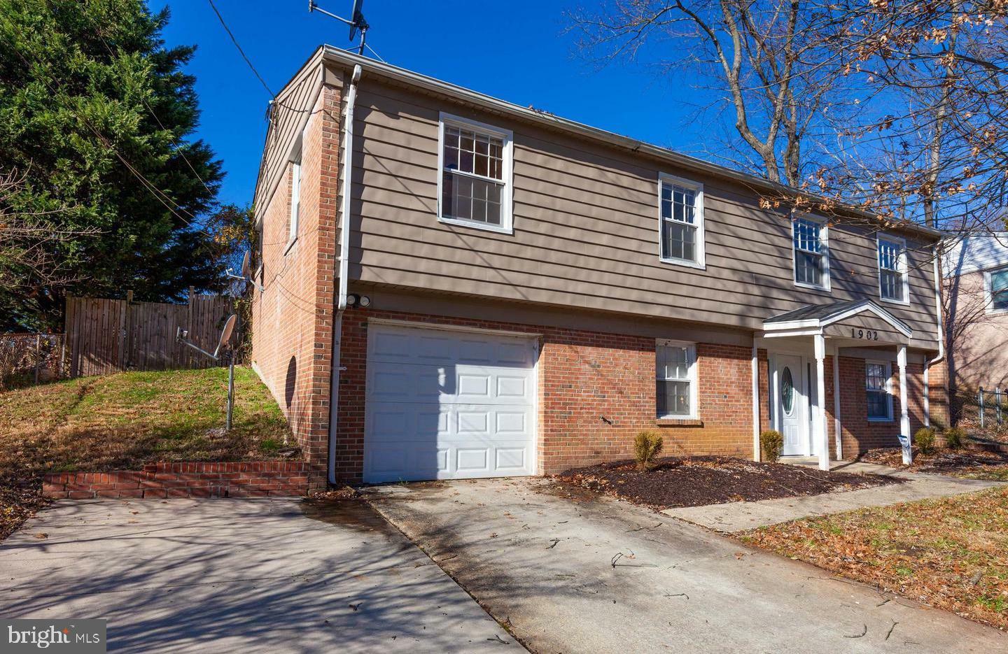 Property Photo:  1902 Iverson Street  MD 20748 