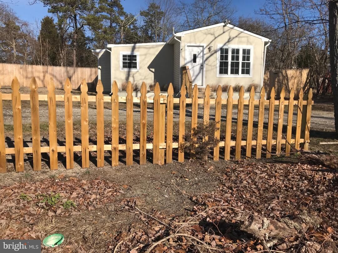 Property Photo:  115 Greenwood Avenue  NJ 08021 