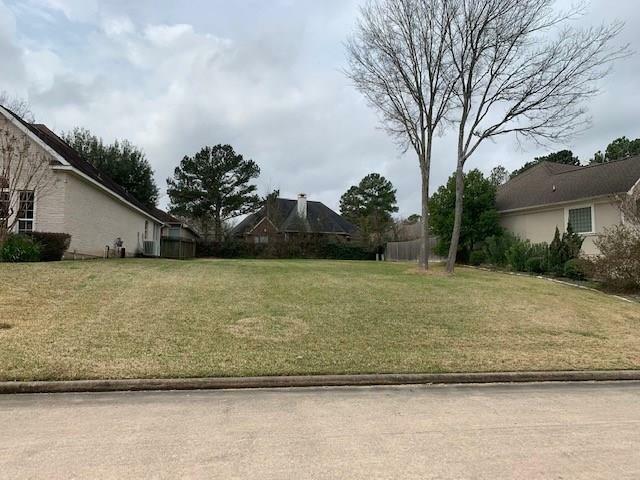 Property Photo: 21 Wick Willow Rd TX 77356