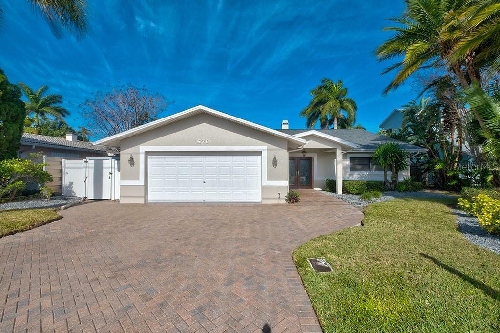 Property Photo:  570 115th Avenue  FL 33706 