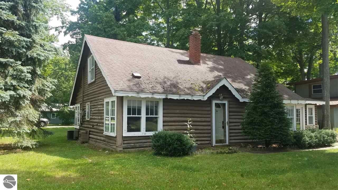 Property Photo:  130 Otsego Place  MI 49601 