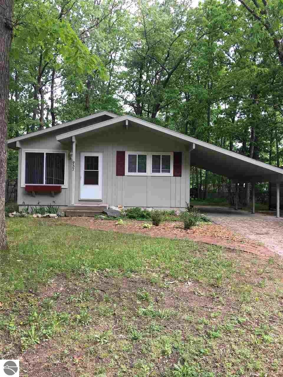 Property Photo:  937 Kelley  MI 49686 