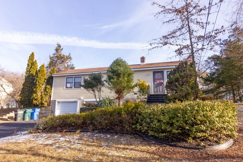 Property Photo:  371 Denslow Hill Road  CT 06514 