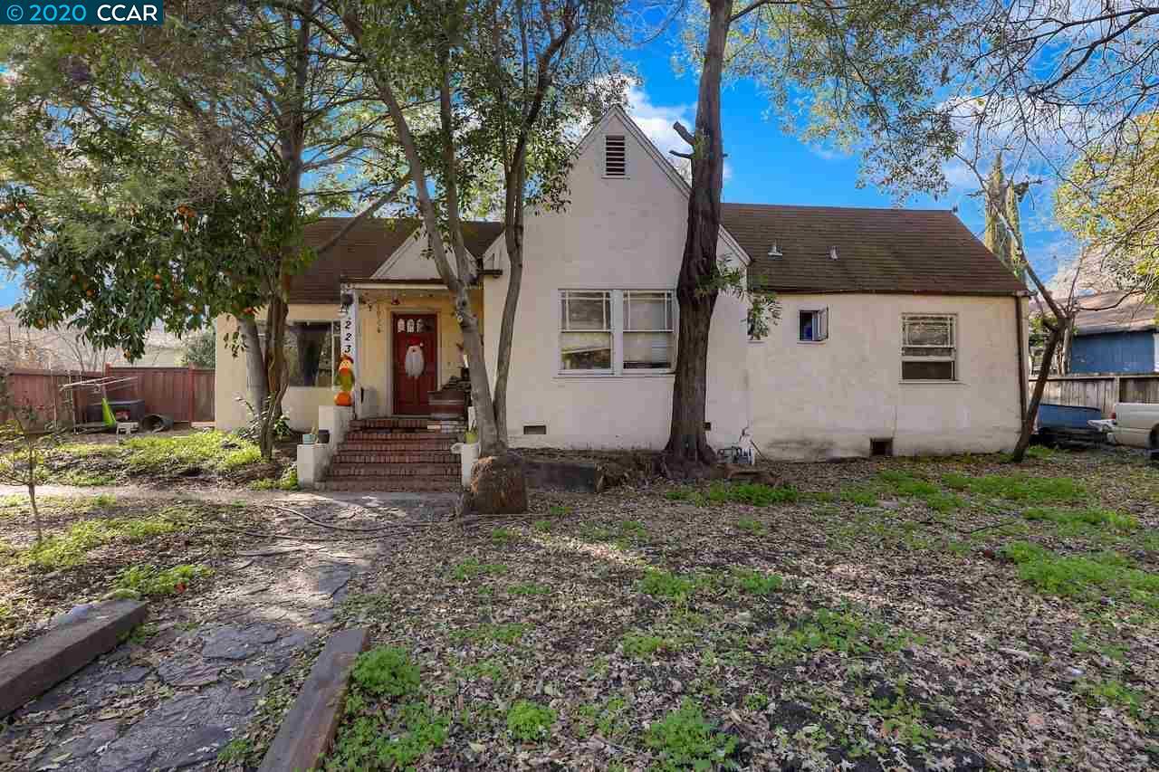 Property Photo: 2231 Buena Vista Ave CA 94597