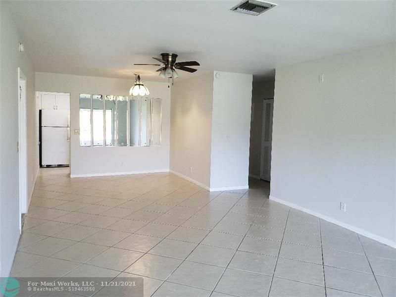 Property Photo:  1914 Palmland Drive 4  FL 33436 