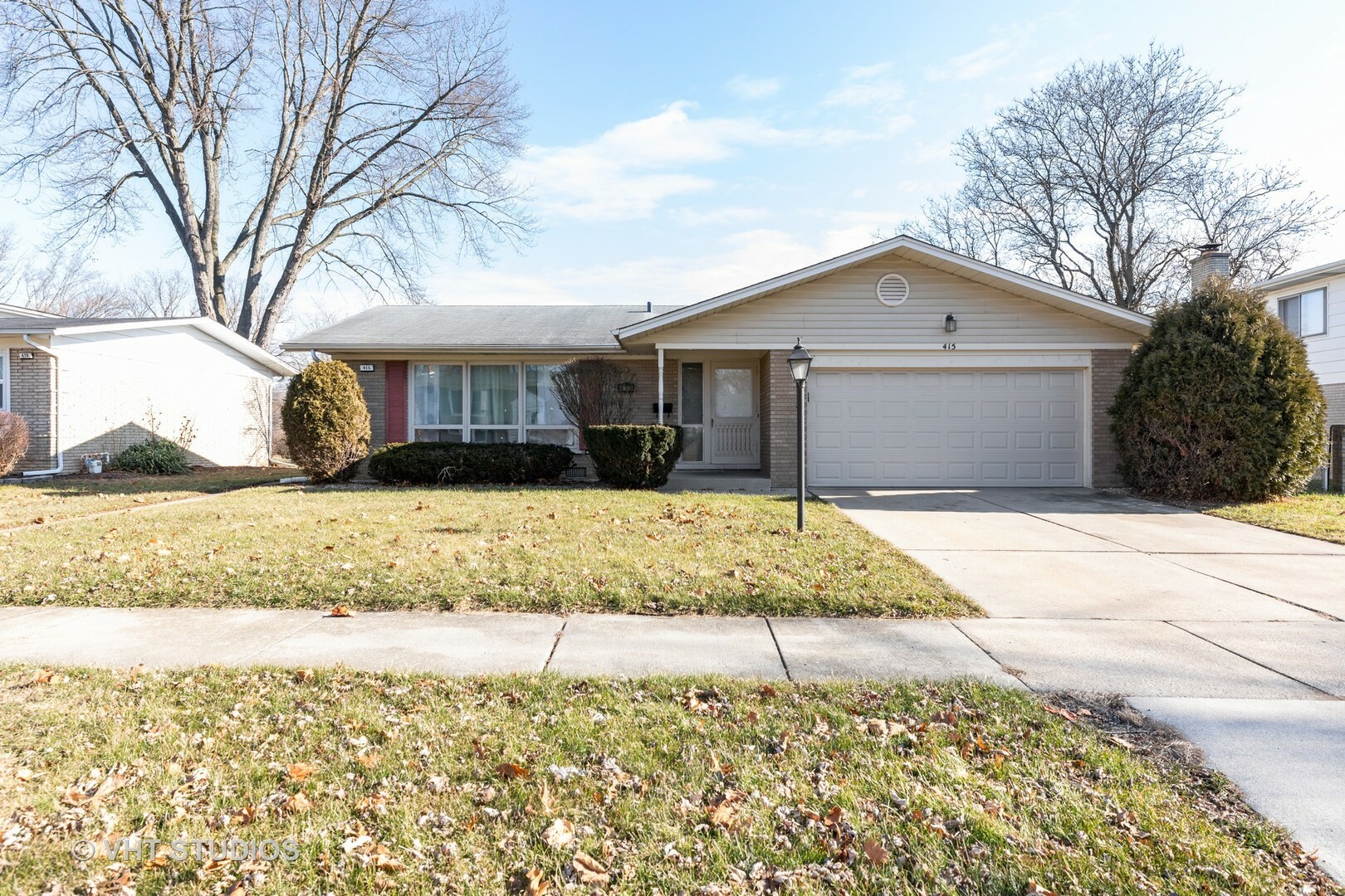 Property Photo:  415 North Arizona Avenue  IL 60425 