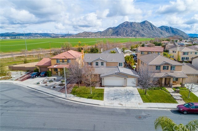 Property Photo:  26886 Shelter Cove Court  CA 92585 