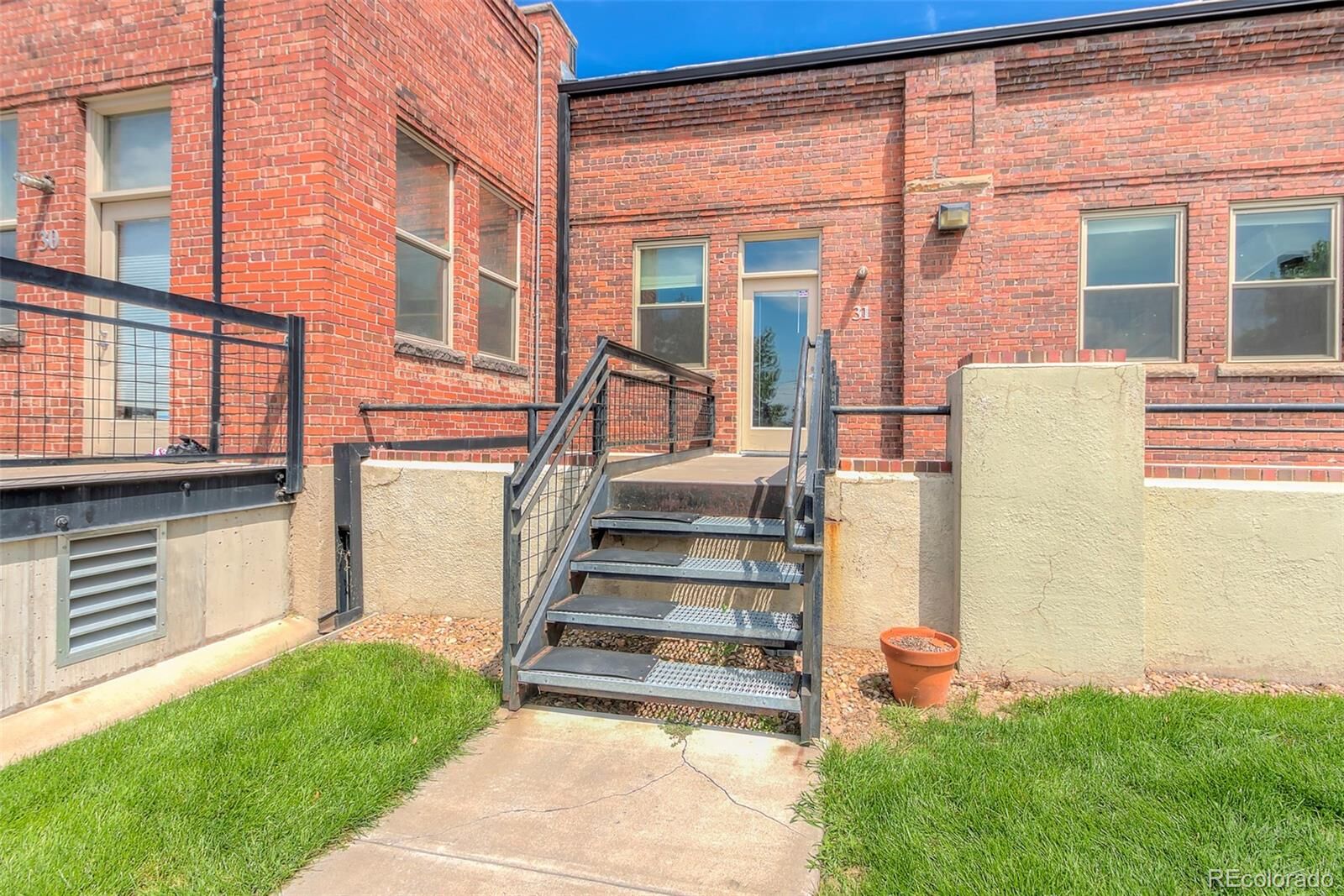Property Photo:  1111 Osage Street 31  CO 80204