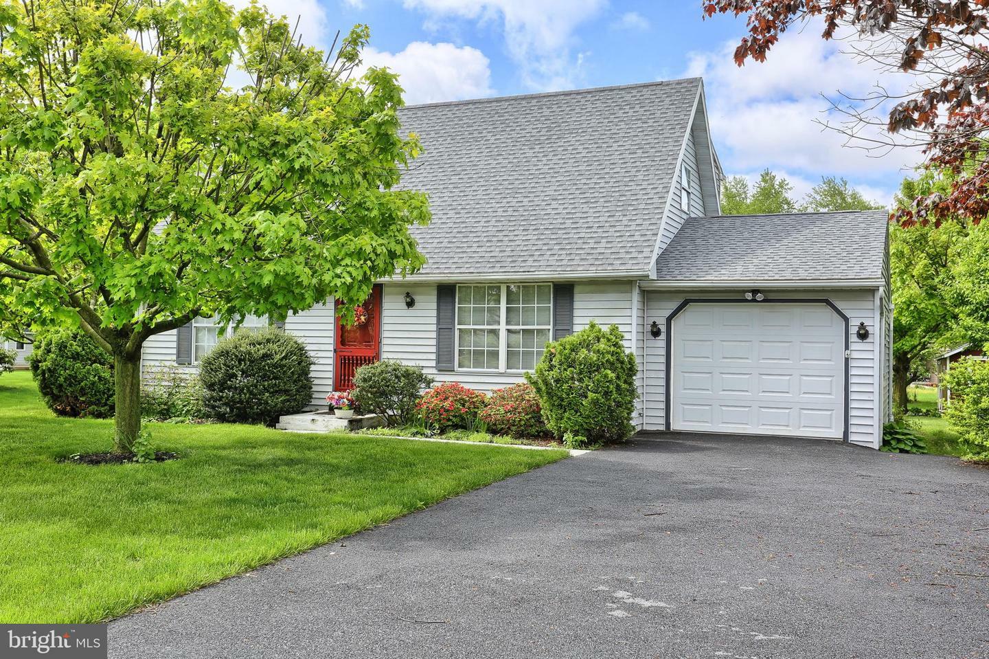 Property Photo:  357 Mulberry Drive  PA 17050 