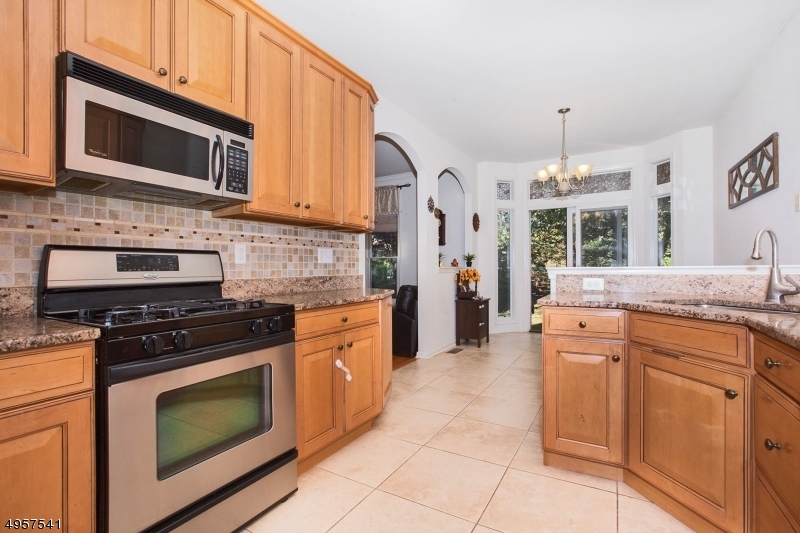 Property Photo:  11 Chestnut Ct  NJ 07009 