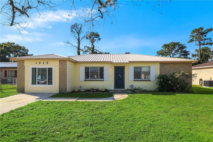 Property Photo:  3925 Janie Court  FL 32822 