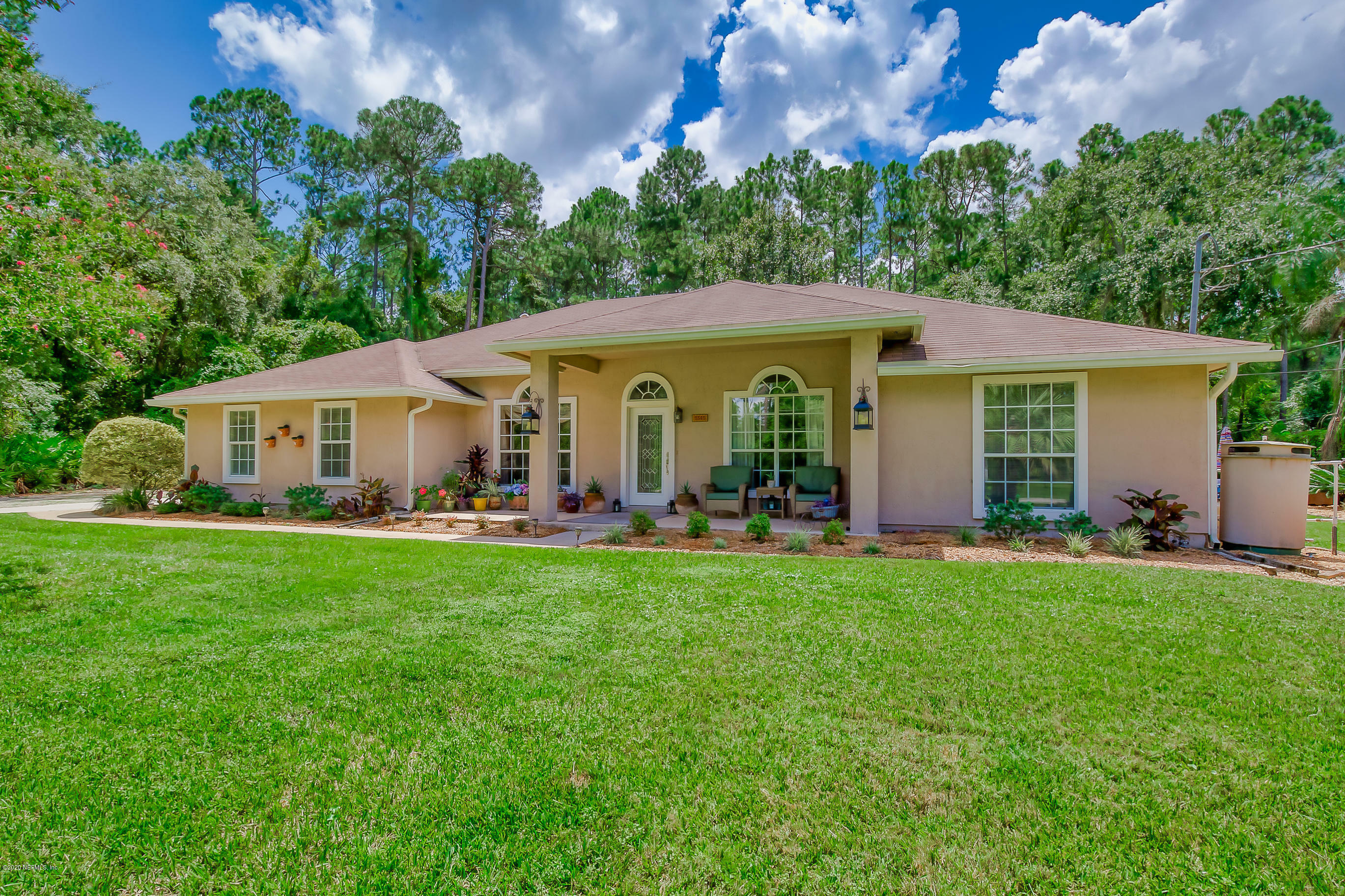 Property Photo:  1345 W River Road  FL 32043 