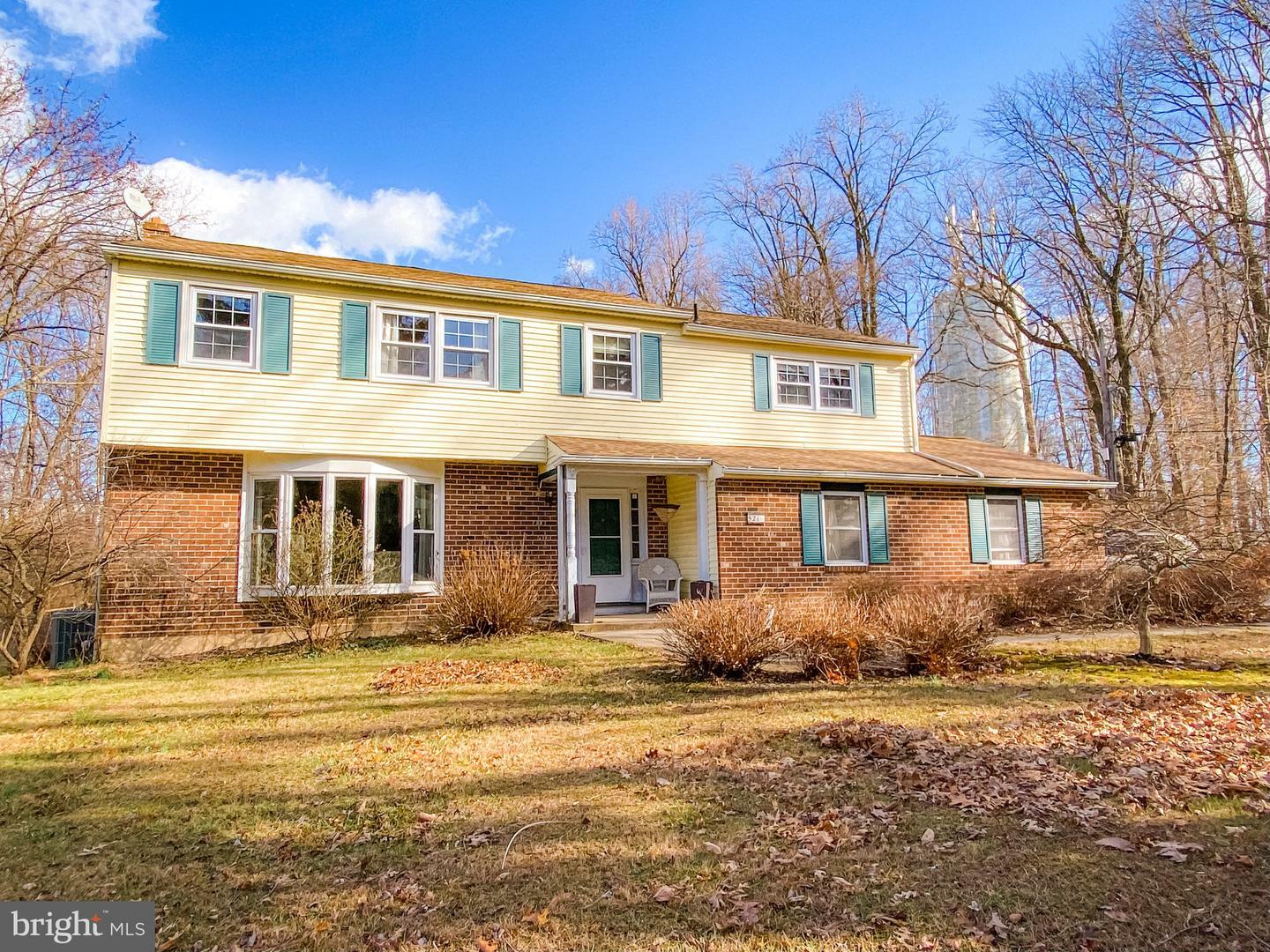 Property Photo: 521 N Whitford Road PA 19341