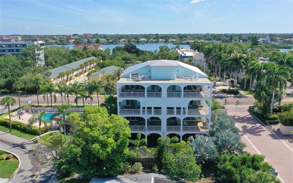 Property Photo: 1132 Windsong Lane FL 34242