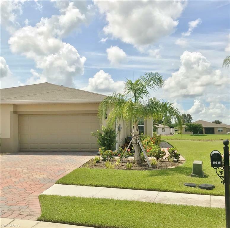 Property Photo: 19535 Galleon Point Pt FL 33936