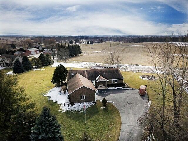 Property Photo: 2698 North 45th Road IL 60548