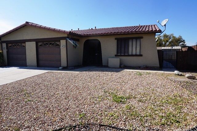 Property Photo: 675 San Dimas Street CA 92545