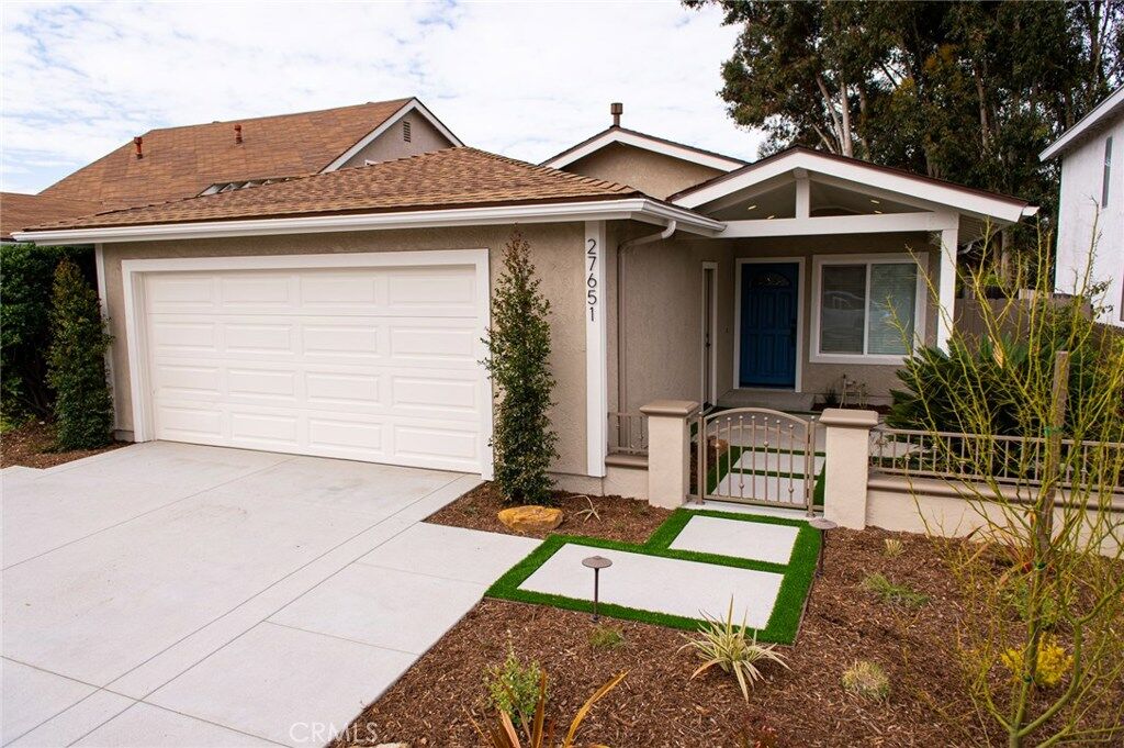 Property Photo: 27651 Soltero CA 92691
