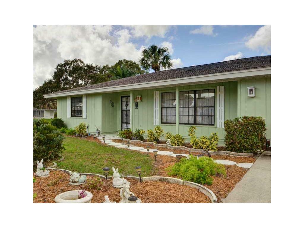 Property Photo:  315 15th Avenue  FL 32962 