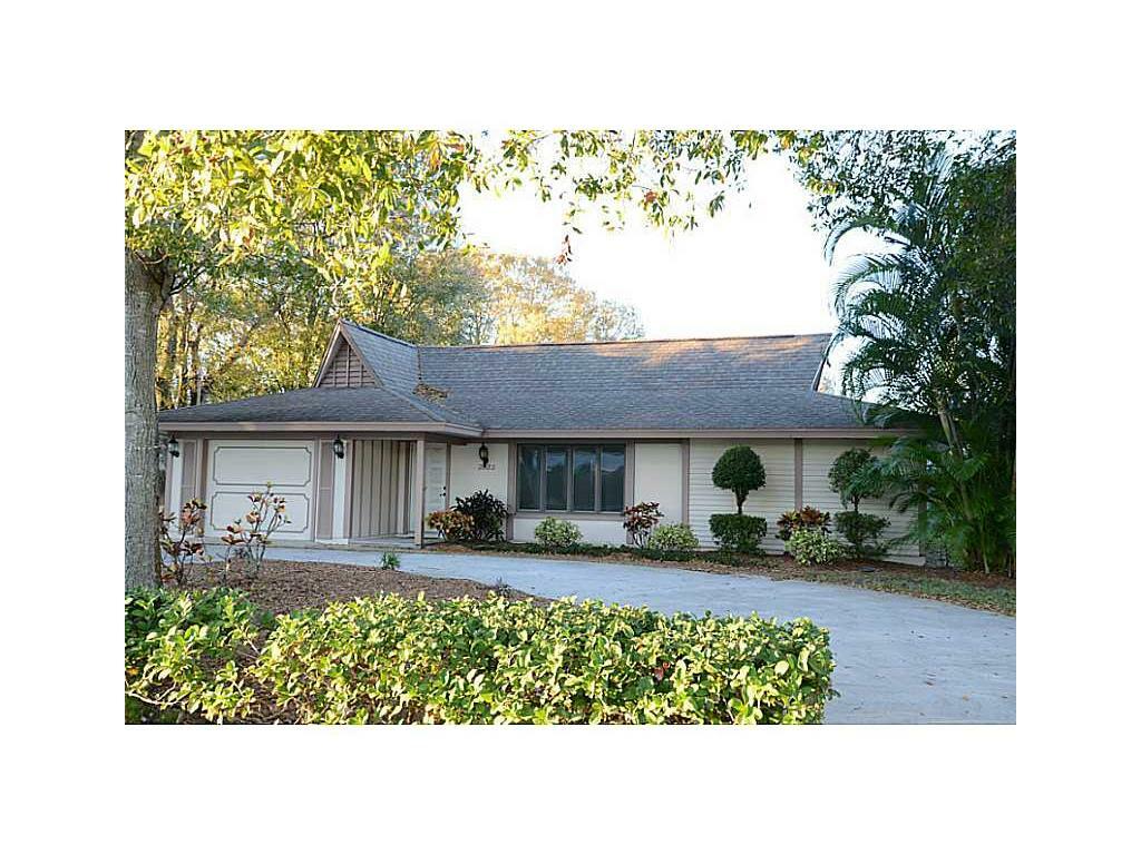 Property Photo: 2822 18th Street FL 32960