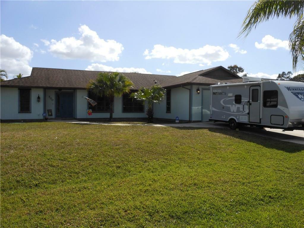 Property Photo: 500 NW Riverside Drive FL 34983
