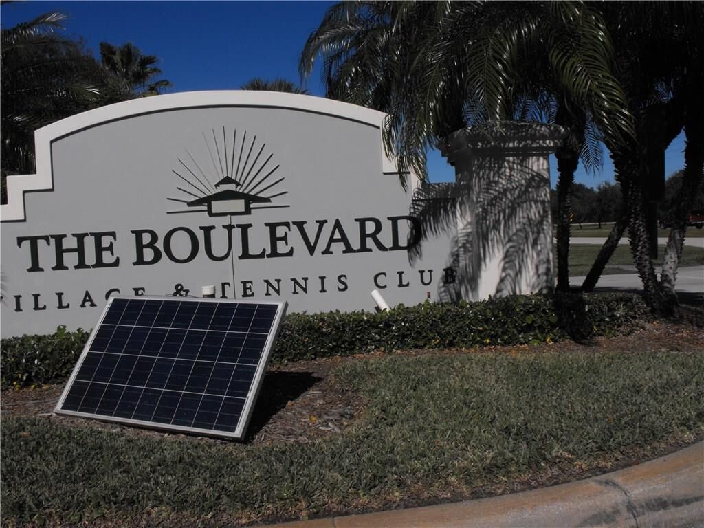 Property Photo:  4314 Cross Court 4314  FL 32967 