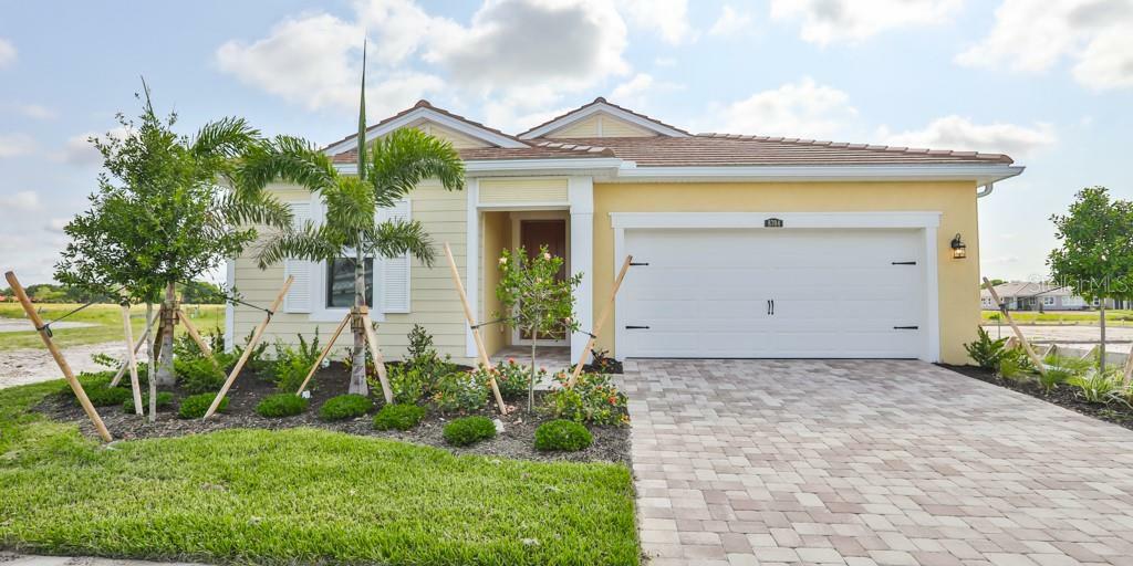 Property Photo: 8704 Bay Meadow Drive 192 FL 34238