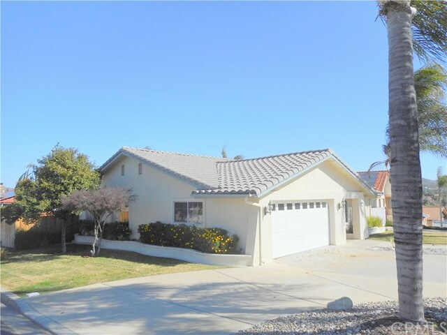 Property Photo:  22510 Pin Tail Drive  CA 92587 