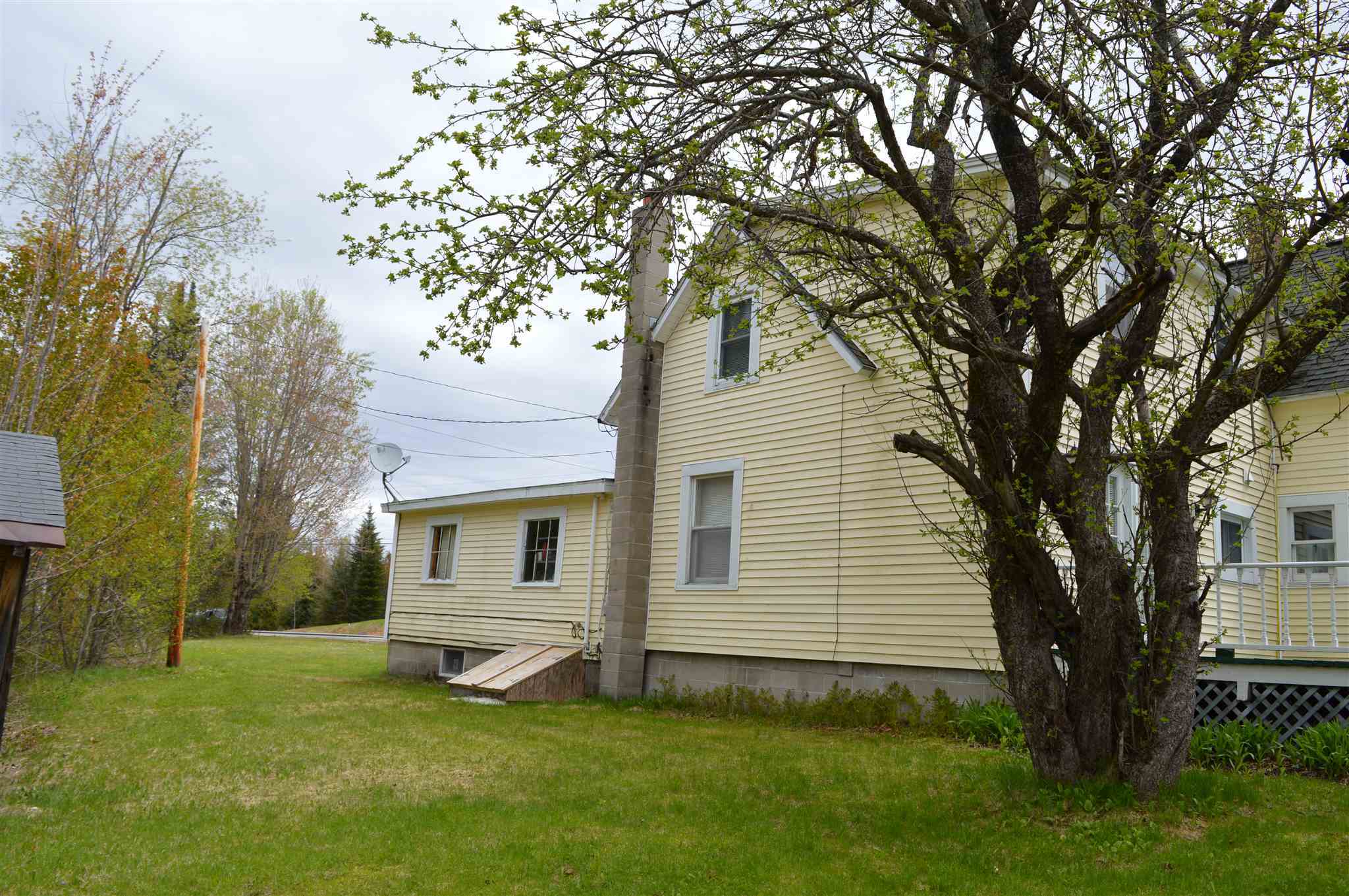 Property Photo:  4187 Main Street  NH 03574 