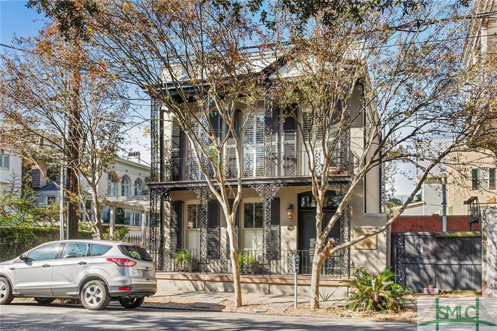 Property Photo: 439 Abercorn Street GA 31401
