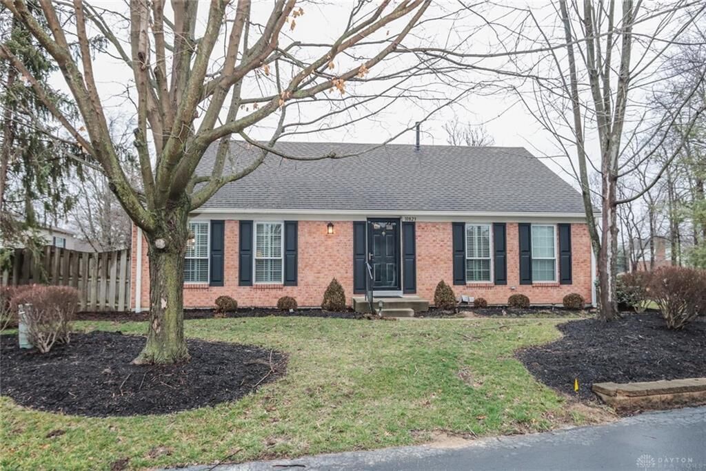 Property Photo: 10823 Fallsington Court OH 45242