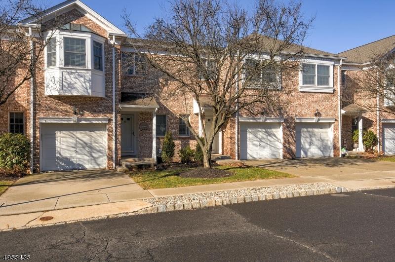 Property Photo:  29 Hidden Pond Ct  NJ 08869 