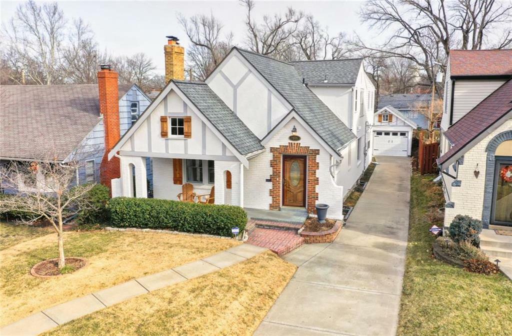 Property Photo: 7545 Walnut Street MO 64114