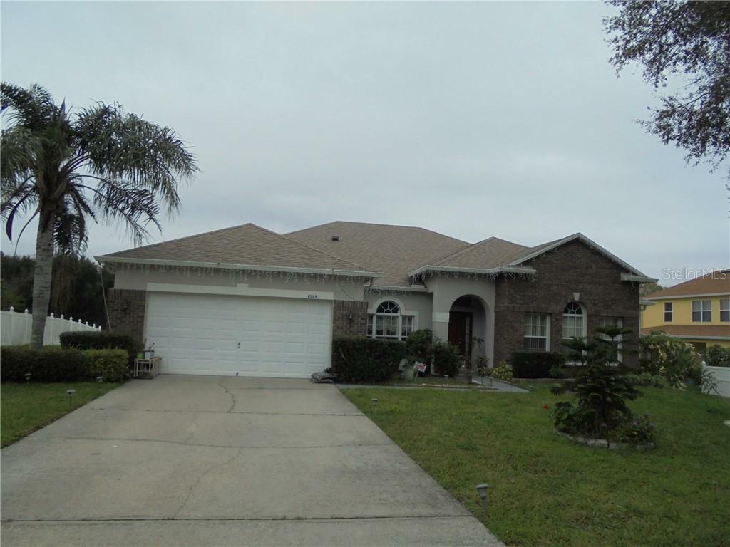 Property Photo:  2024 Casaba Cove Avenue  FL 34761 