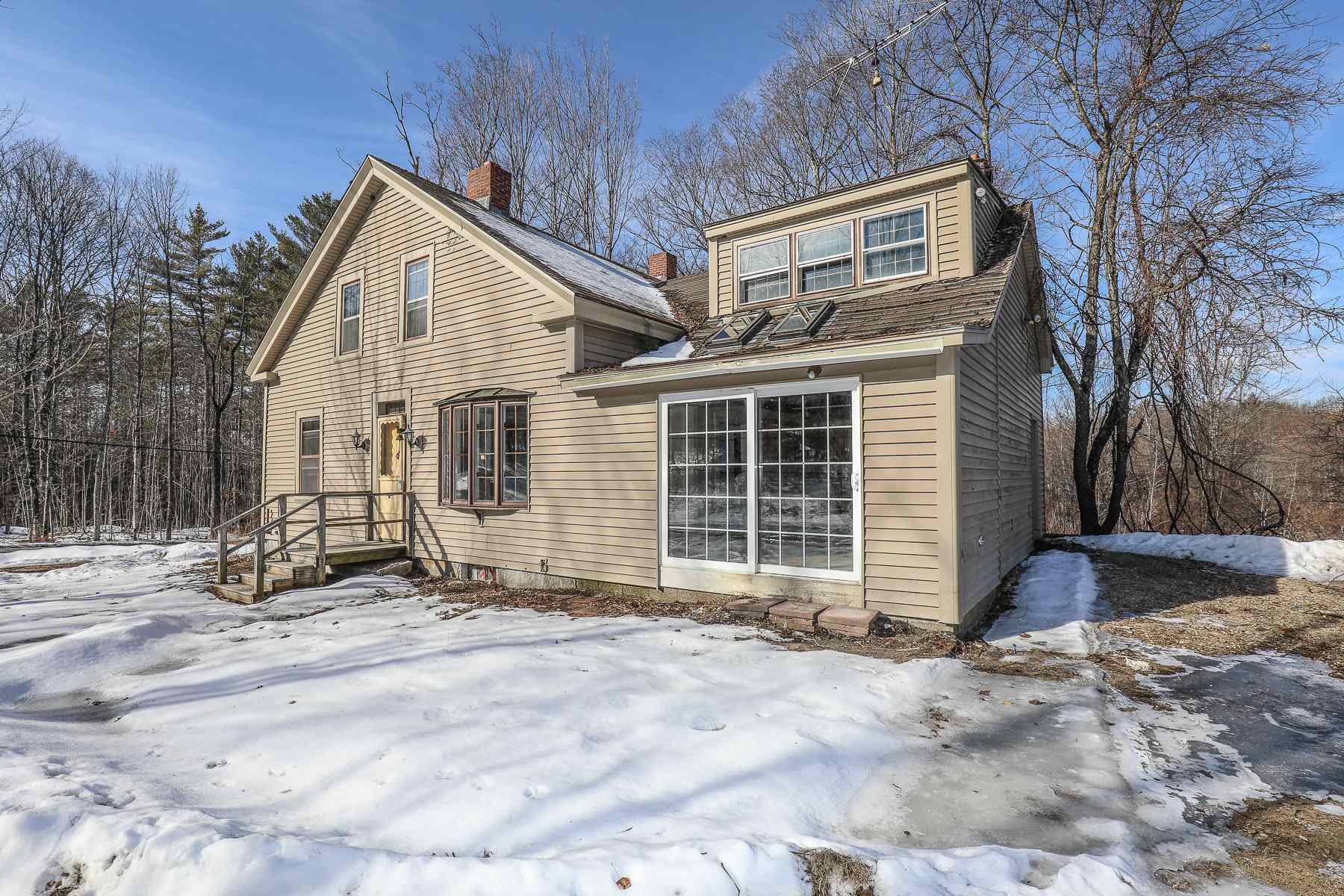 Property Photo:  1234 Pleasant Street  NH 03303 