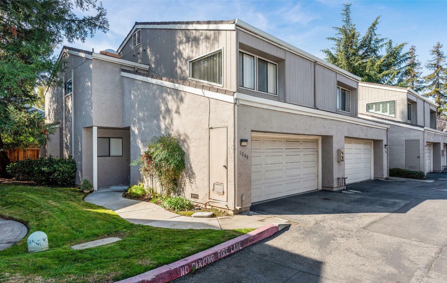 Property Photo:  1049 Villa Maria Court  CA 95125 